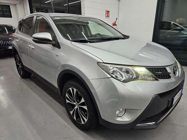 Toyota RAV 4 Rav4 2.0 d-4d Active 2wd 124cv mt