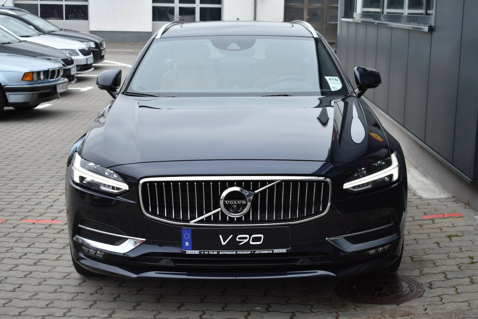 Fahrzeugabbildung Volvo V90*Inscription*D5*AWD*360°*HUD*MIETKAUF