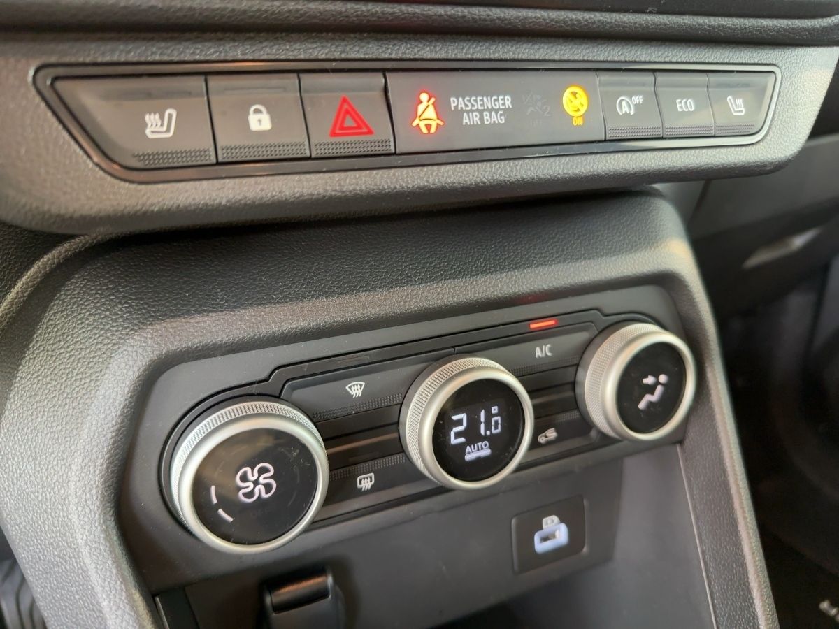 Fahrzeugabbildung Dacia Jogger Extreme+ TCe 110 7-Sitzer Navi SHZ Kamera