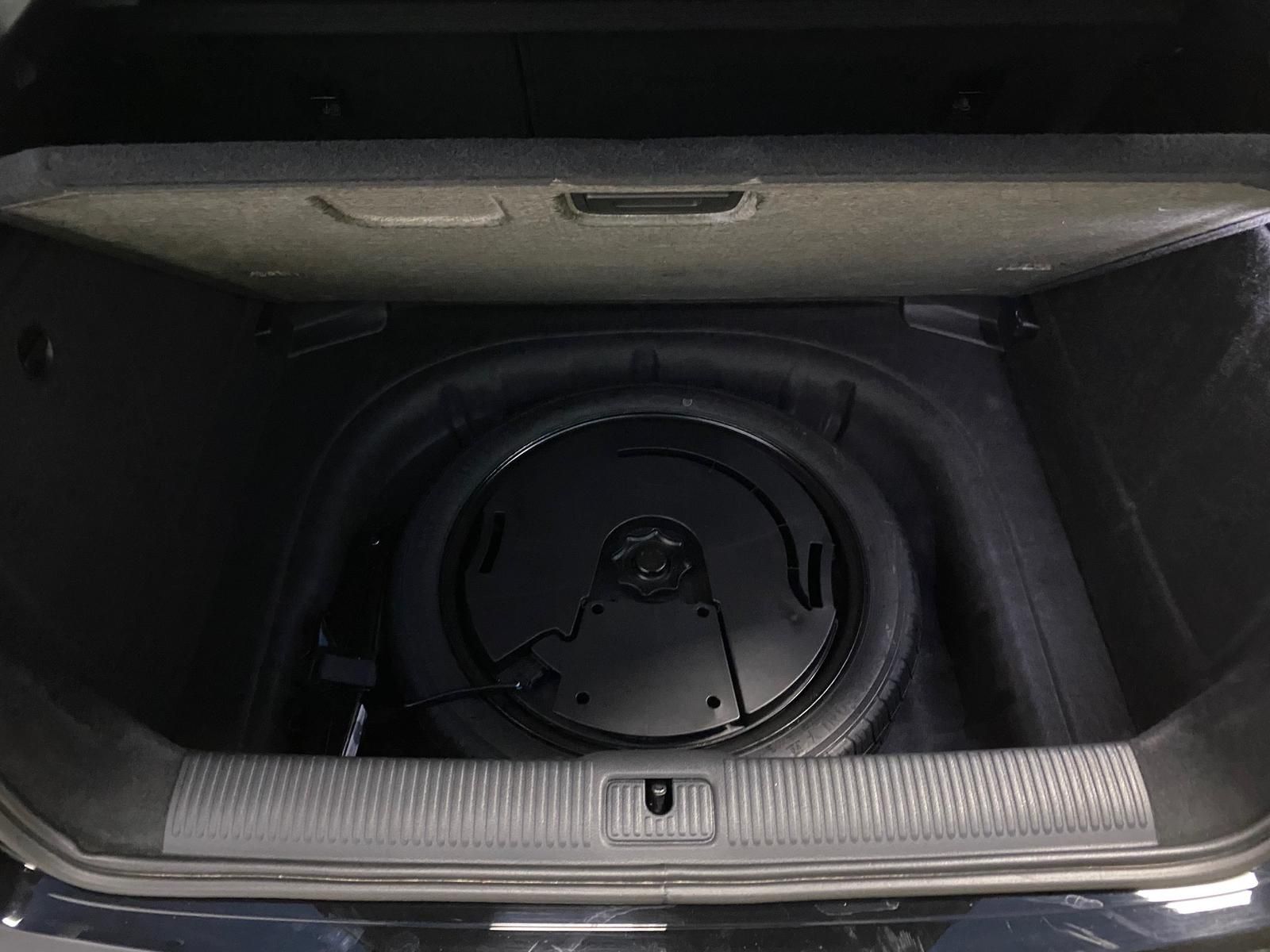 Fahrzeugabbildung Audi A3 1.5 ACT 35 TFSI SPORT NAVI+PDC+SITZHEIZ+KLIMA
