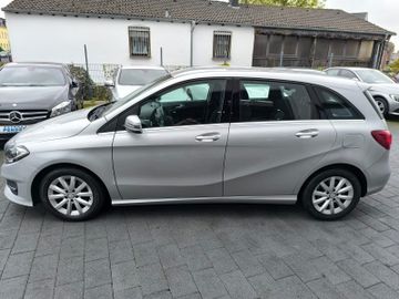 Bild 9 Mercedes-Benz B 180 Style Automatik Navi PDC SHZ