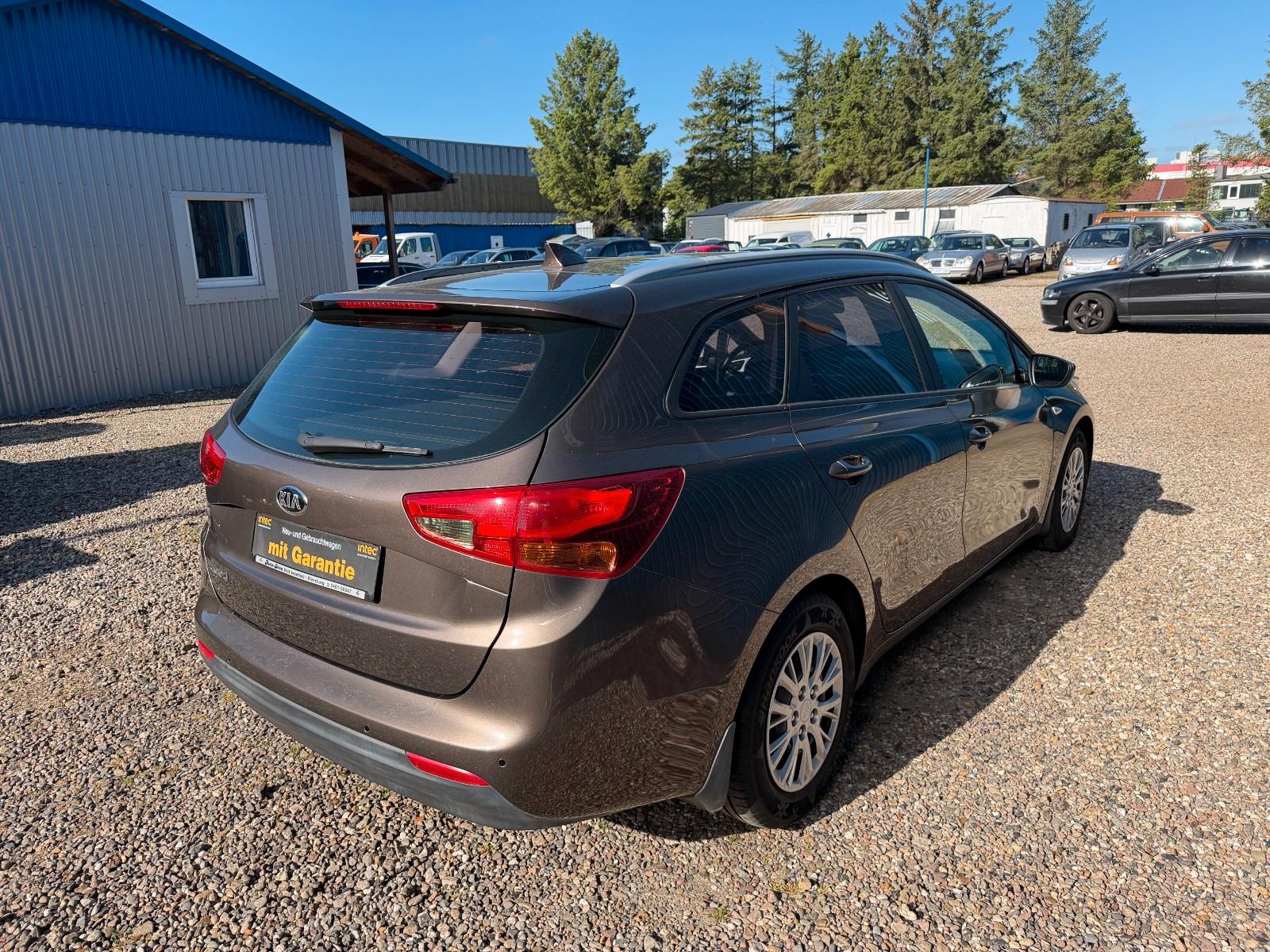Kia Cee'd Sportswagon**Automatik**90 TKM**Kamera**Le