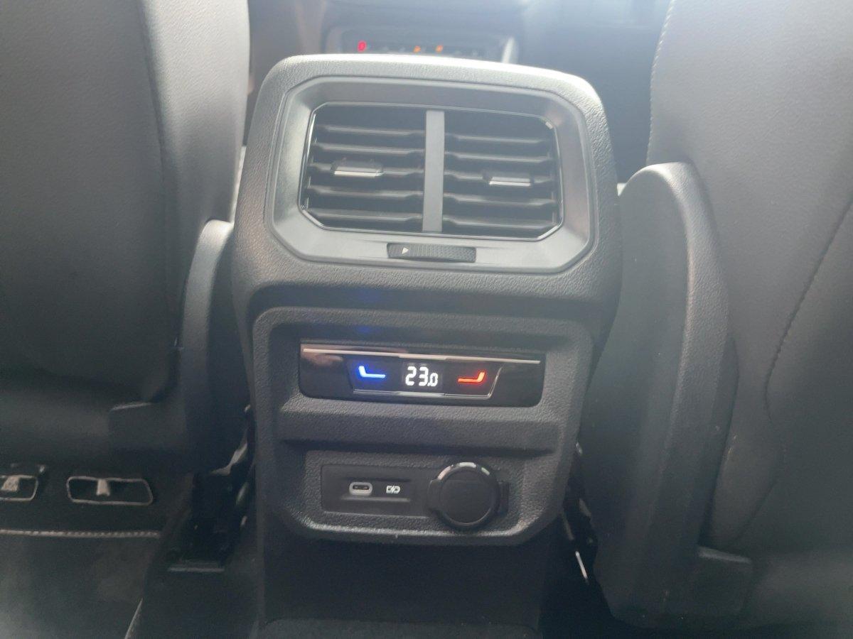 Volkswagen Tiguan R-Line 1.5 TSI BLACK+MATRIX+APP+AHK+PANO, миниатюра 16