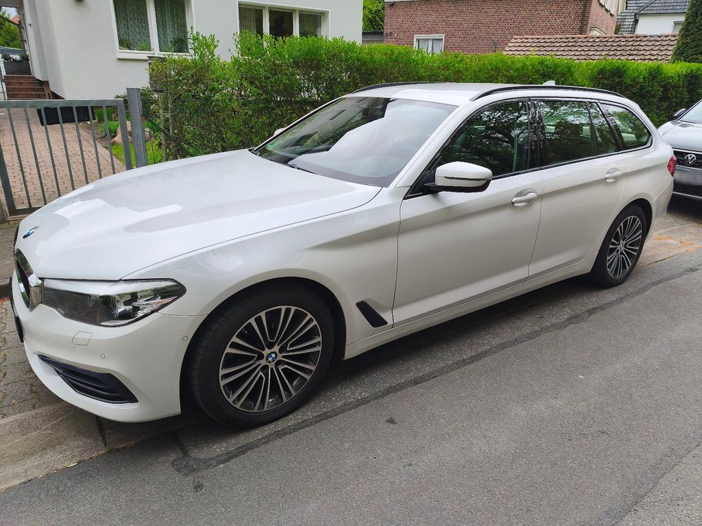 Image of BMW 520