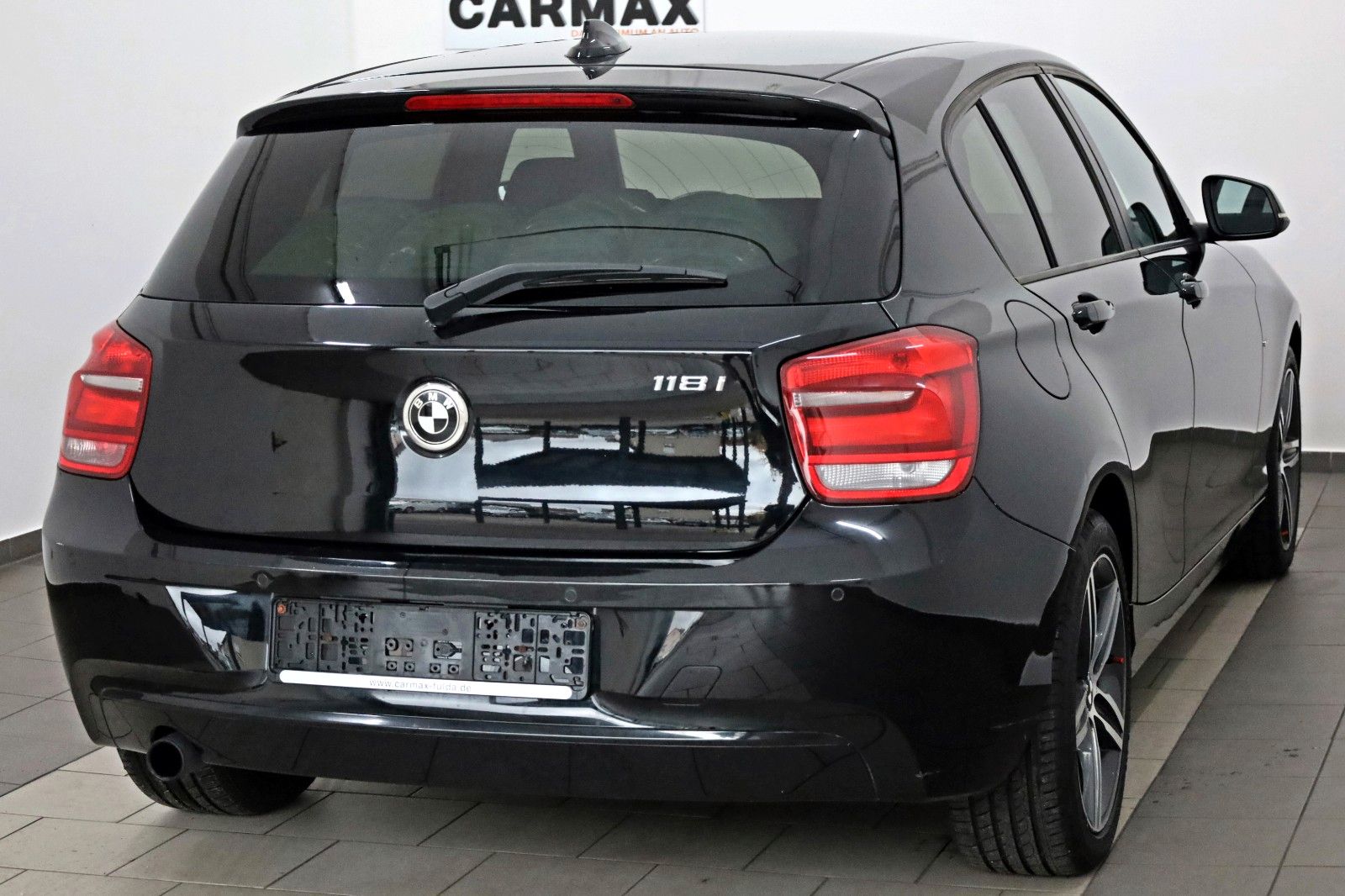 Fahrzeugabbildung BMW 118i Lim. 5-trg. Sport Line SH,PDC,SR+WR