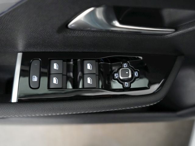 Astra L ST ULTIMATE AT+LED LICHT+NAVI+360 GRAD K