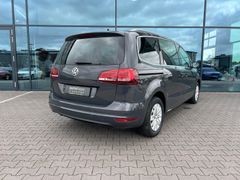 Fahrzeugabbildung Volkswagen Sharan 1.4 TSI Comfortline DSG Standhzng AHK 7Si