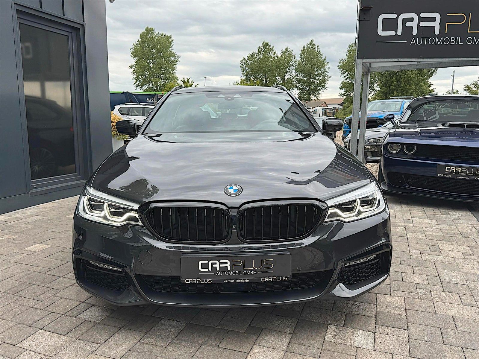 Fahrzeugabbildung BMW 530i M Sport Shadow Line *ACC*LED*Head-Up*360°*
