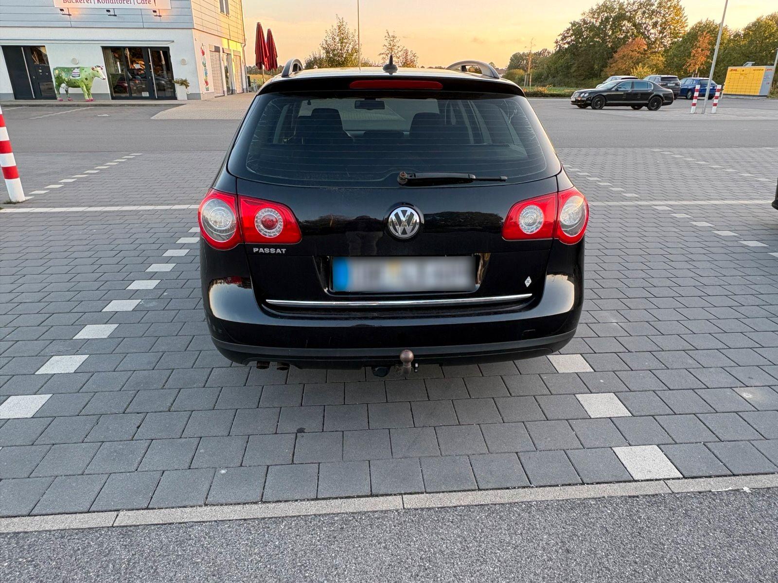Volkswagen Passat 2008 — rear view