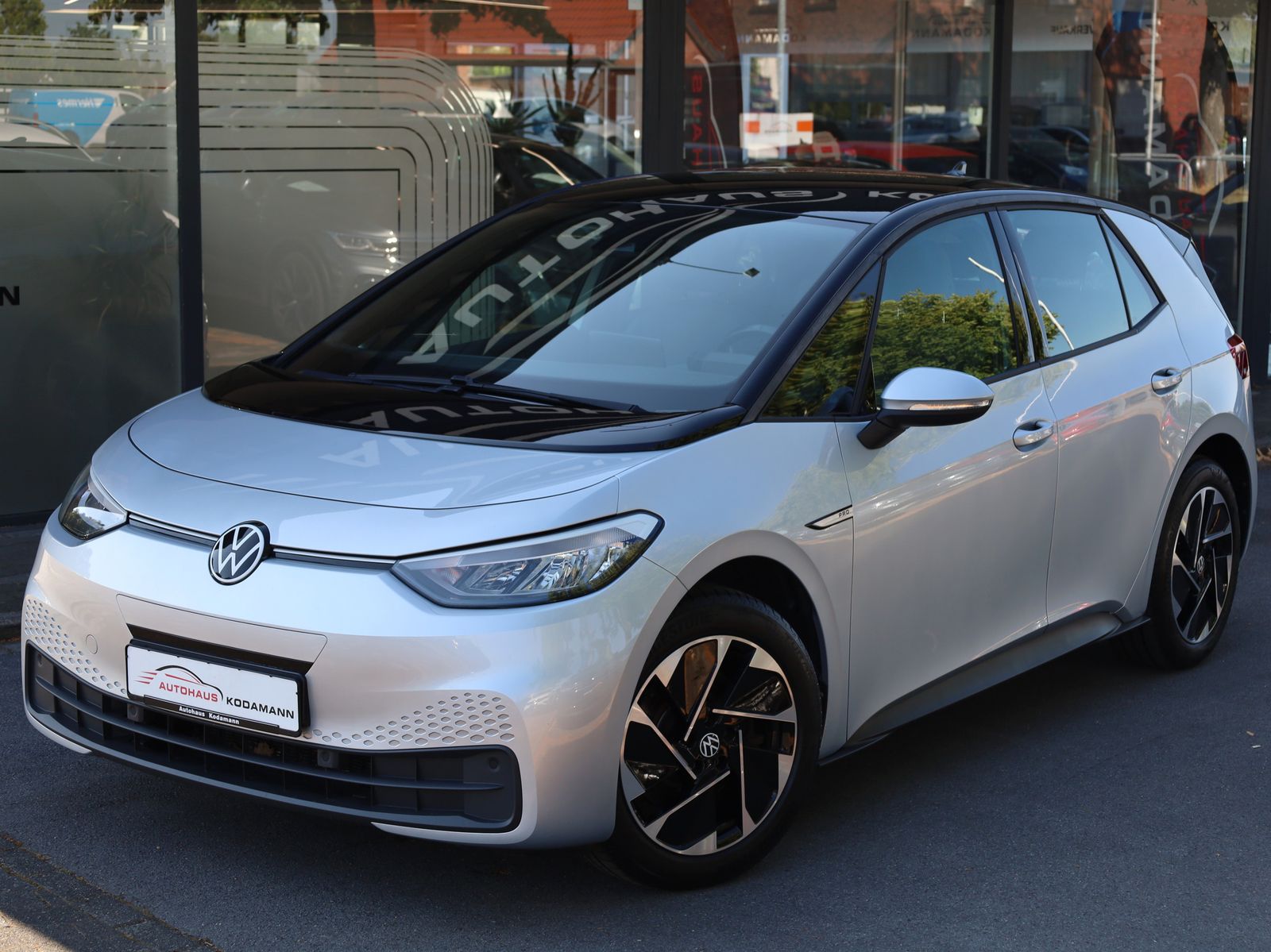 Volkswagen ID.3 Pro 107 kW*AppleCar*ACC*Virtual*Wärmepumpe imagem 2
