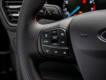 Ford Focus 1.0 ST-Line Assistenz-Paket Navi Kamera