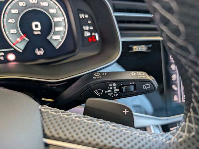 Audi Q7 50 TDI quattro S line