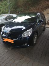 Toyota Verso 1.8l Valvematic Executive Executive - Toyota Verso Gebrauchtwagen in Berlin