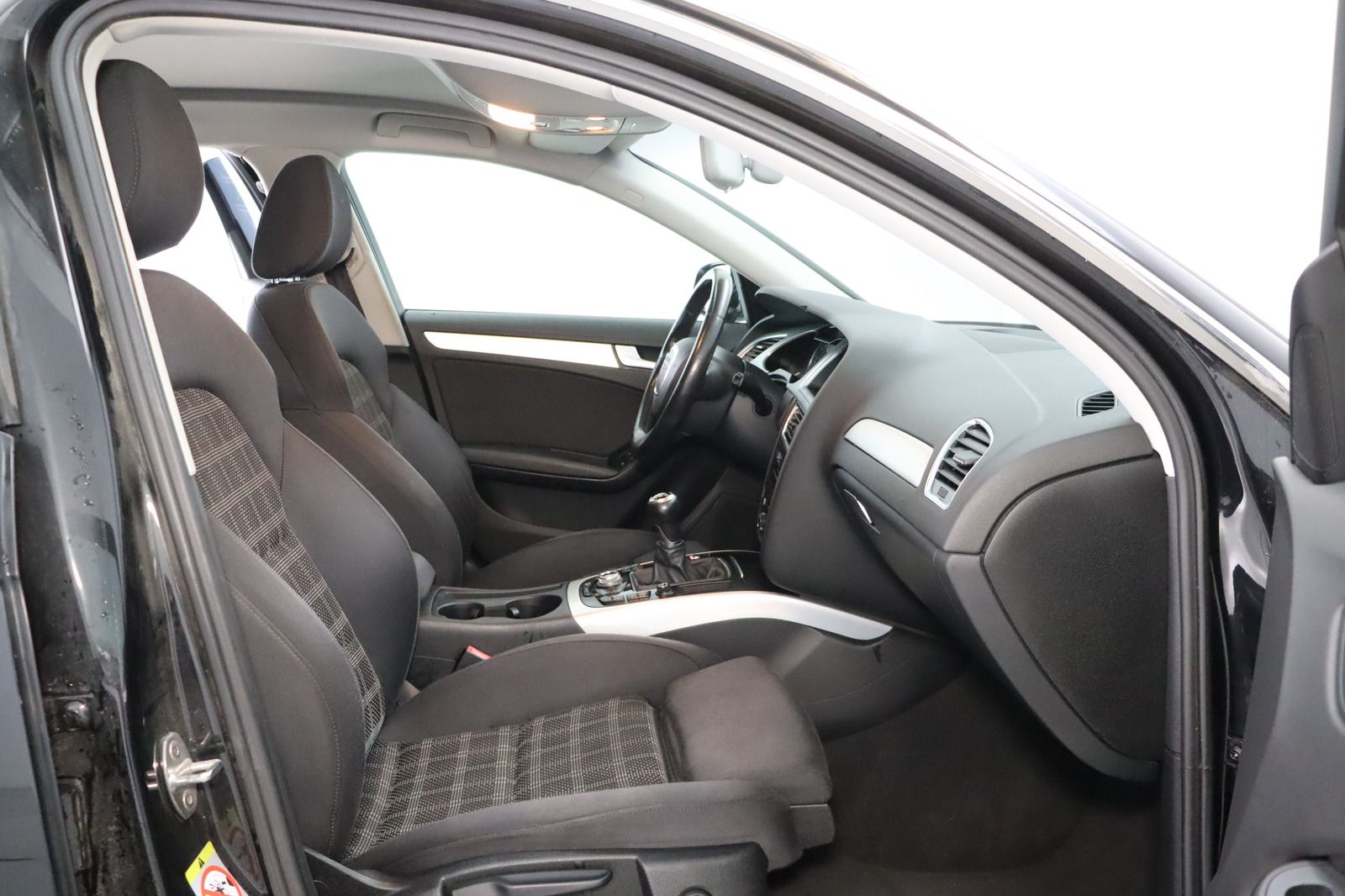 Fahrzeugabbildung Audi A4 1.8 TFSI Ambiente Avant