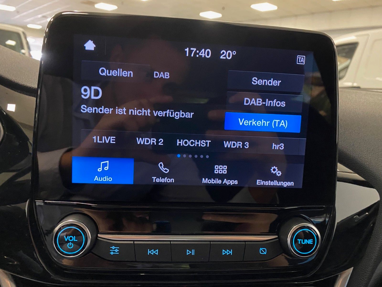Fahrzeugabbildung Ford Fiesta 1.0 EcoBoost Titanium+LED+ALLWETTER+I-ACC