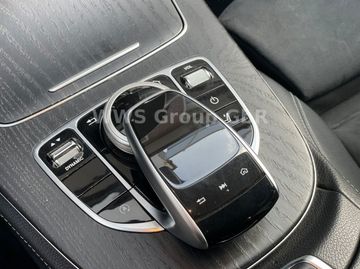 Mercedes E 220 - 11