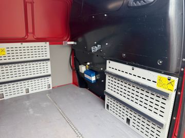 Volkswagen T6 Transporter - 11