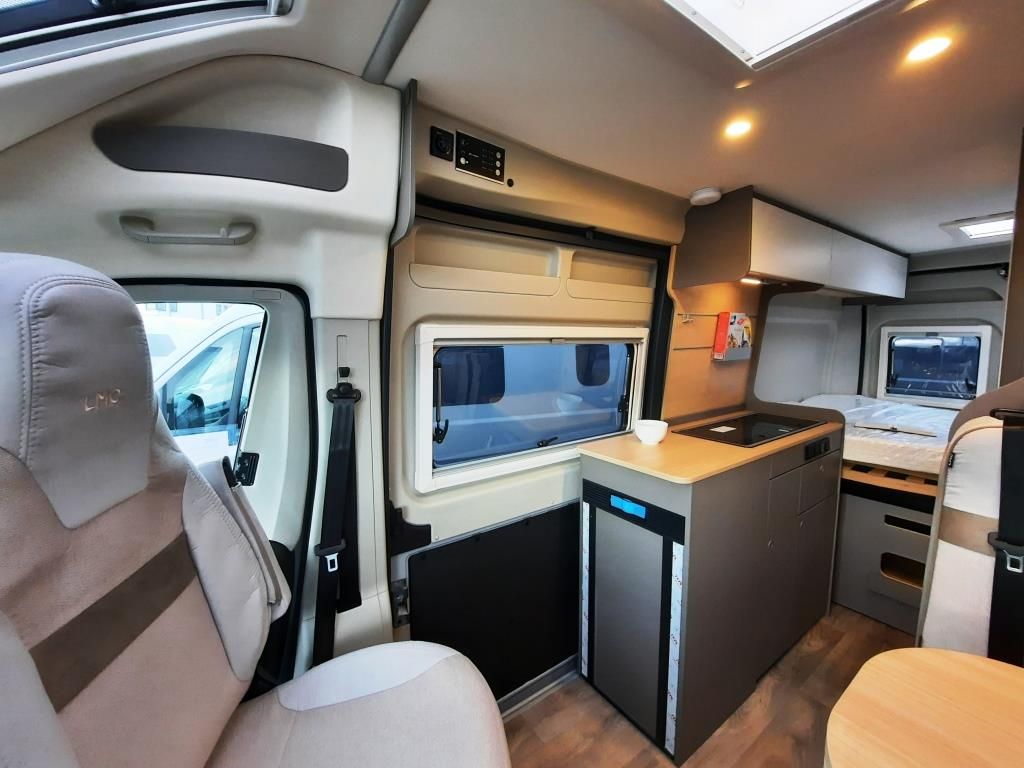 Fahrzeugabbildung LMC Innovan 600 Verfüg./Sparen Sie 15.981,- €
