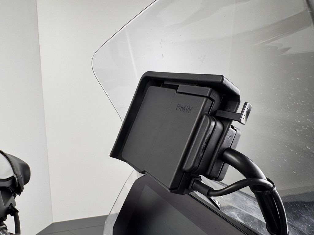 Fahrzeugabbildung BMW R1300 GS *4 PAKETE *RIDE-HEIGHT *TOP-ZUSTAND