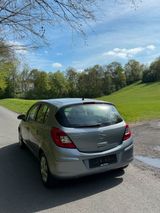 Opel Corsa D 1.2 Benziner - Opel Corsa aus 2008: 1.2