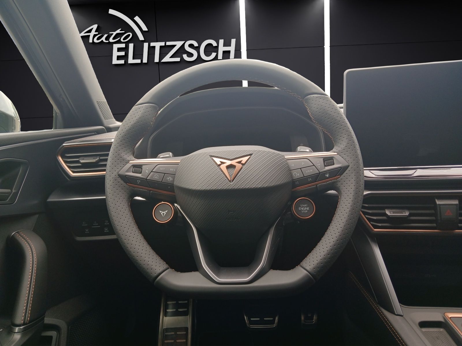 Fahrzeugabbildung CUPRA Leon Sportstourer VZ 1.5 e-Hybrid MATRIX AHK