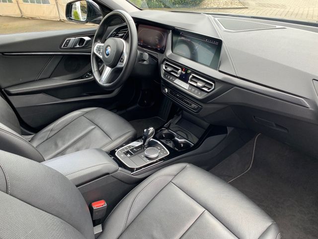 Fahrzeugabbildung BMW 120 i Luxury+Sportautom.+LED+Navi+Head-Up+DAB