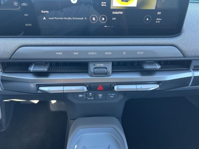 Fahrzeugabbildung Kia EV3 81.4 kWh EARTH *WIC*BUS*UPG*DRIVE*DES*SD*