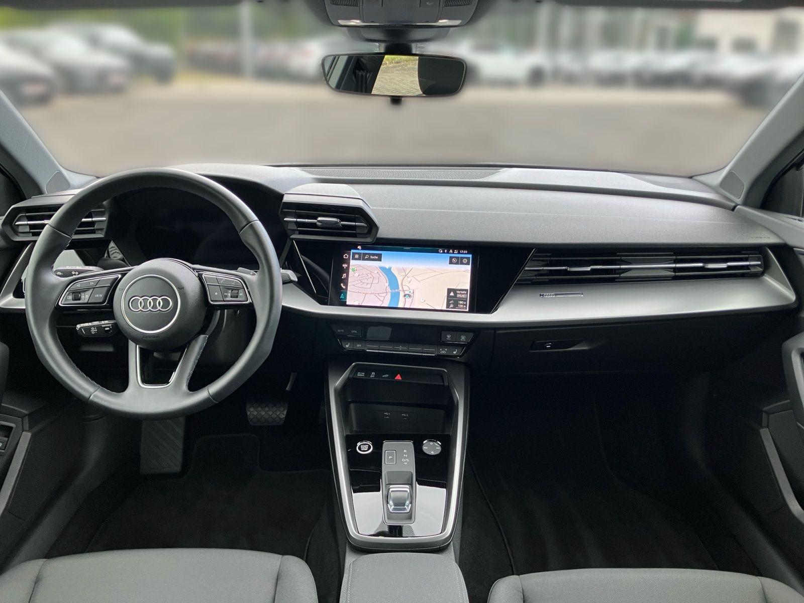 Audi A3 Sportback 40TFSIe S-tronic/ CarPlay, LED, ACC