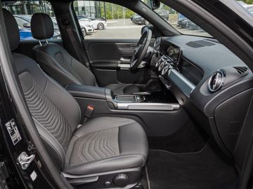 Mercedes GLB 200 - 12
