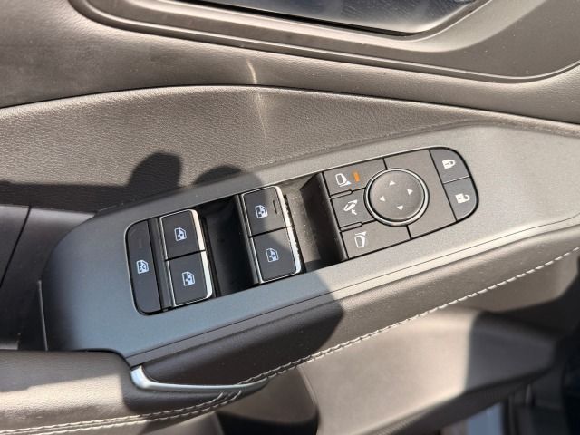 Fahrzeugabbildung Nissan Qashqai 1.3 DIG-T Xtronic N-Connecta*Winterpaket