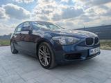 BMW 118i - Kombilimousine mit Automatikgetriebe - BMW: Automatikgetriebe