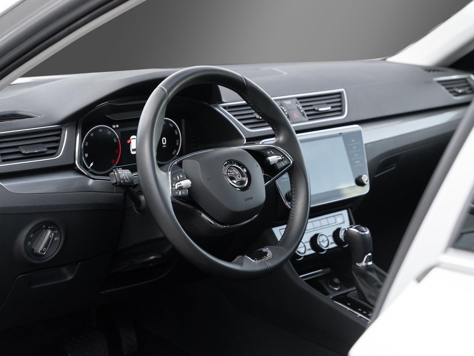 Skoda Superb Style AHK PANO Progressivlenkung DAB+, миниатюра 15
