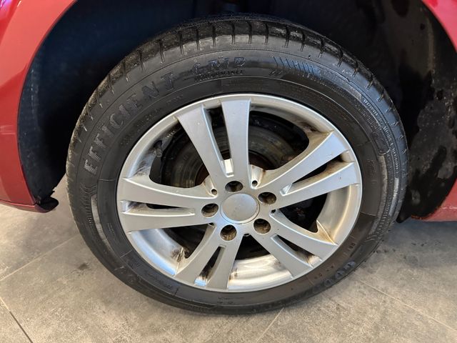 Volkswagen Touran Comfortline *Klima*TÜV NEU* 7 Sitzer*