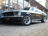 Ford Mustang Fastback V8 - Ford Mustang aus 1967: Fastback