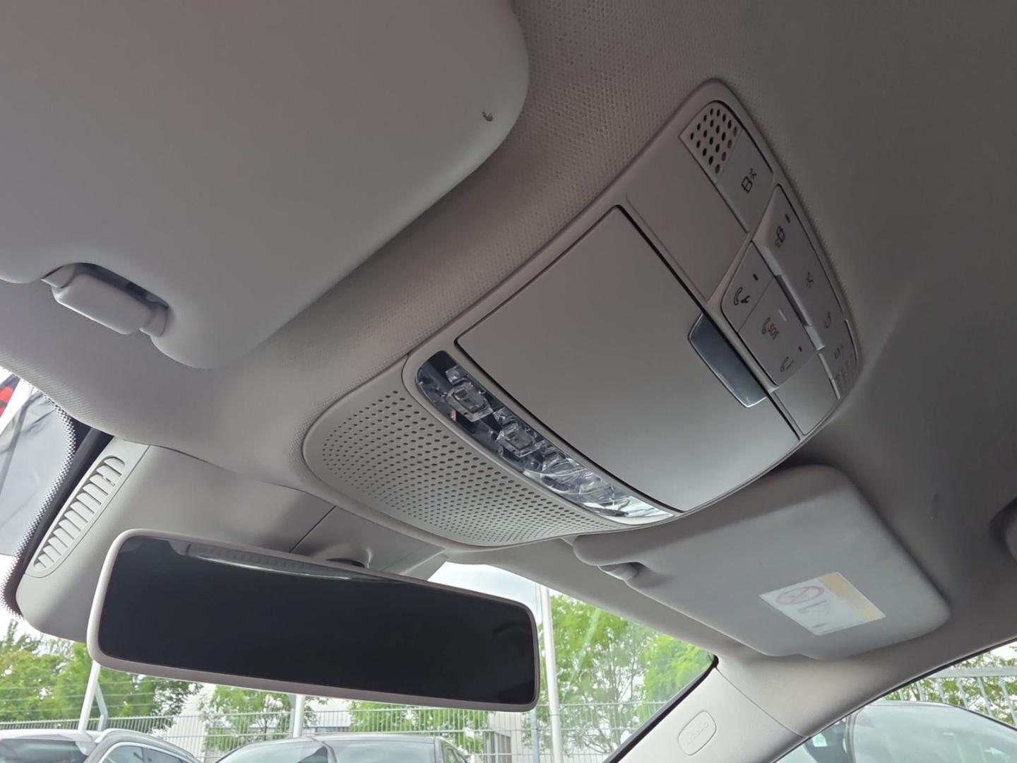 Mercedes-Benz E 220 d T Avantgarde Multibeam Navi Kamera Park