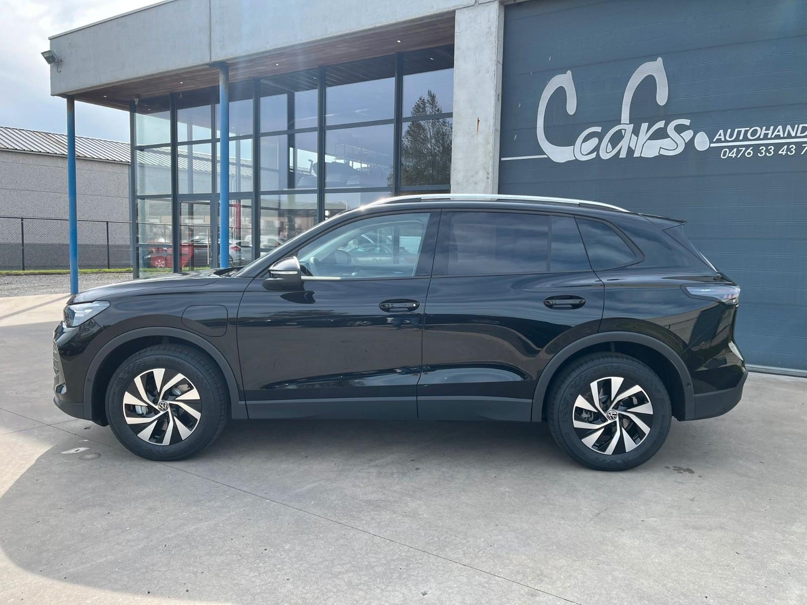 Volkswagen Tiguan 1.5 TSI eHybrid | Tow Bar|LED Plus lights