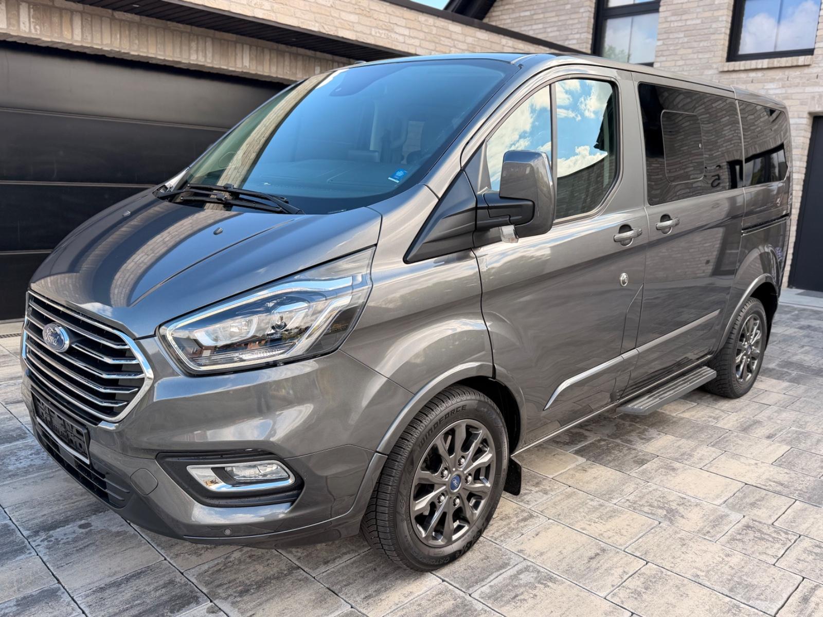 Ford Titanium X NAVI AHK R-CAM LEDER LED