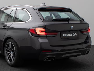 Fahrzeugabbildung BMW 520d xD Tour M Sport HI-FI M Sportfahrwerk