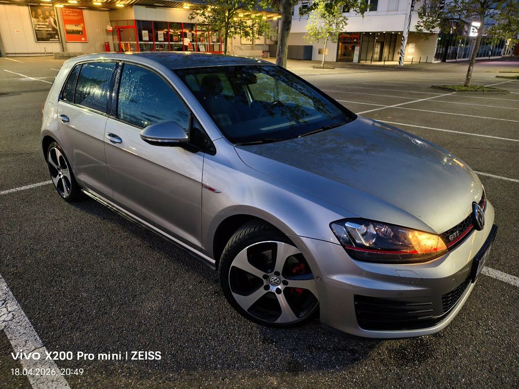 Image of Volkswagen Golf