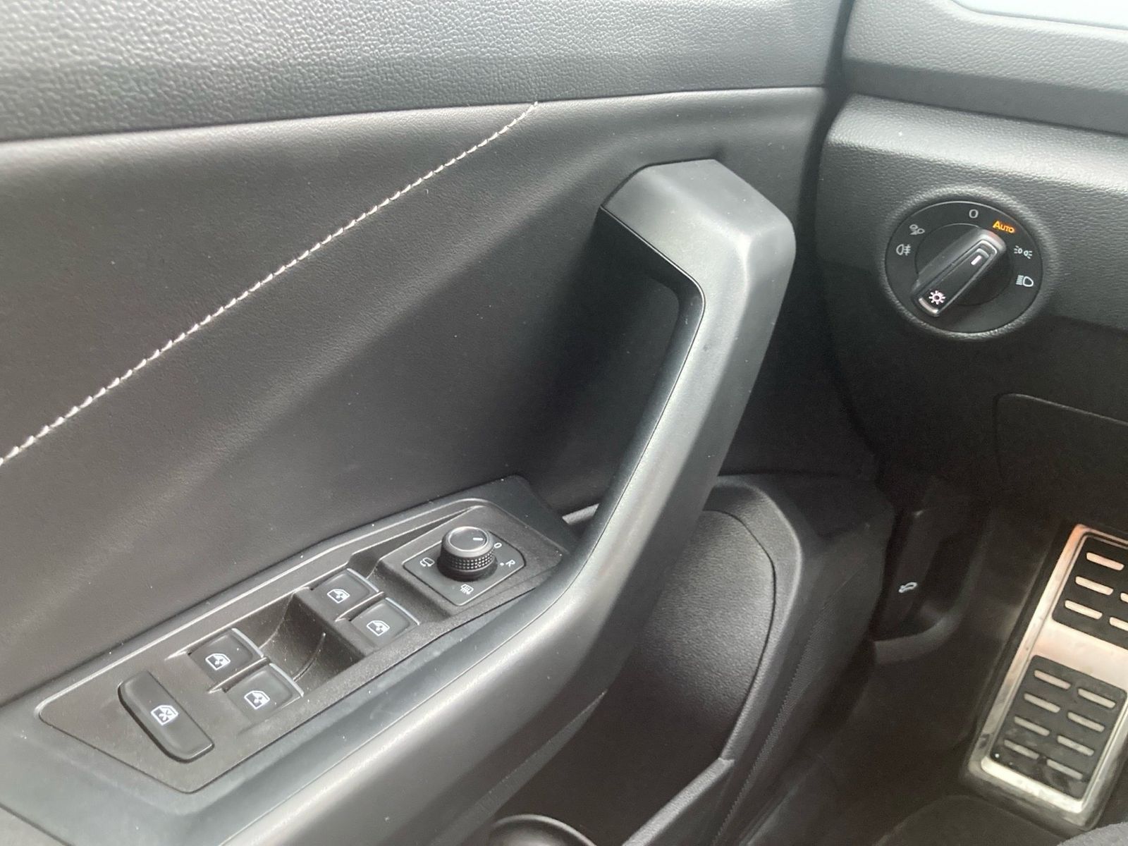 Volkswagen T-Roc - Bild 15