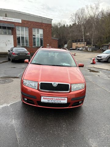 Skoda Fabia Combi 1.4 16V Ambiente Automatik