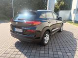 Hyundai TUCSON 1.6 GDI Pure Unfallfrei - Hyundai Unfallwagen