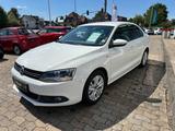 Volkswagen Jetta VI 1.2 TFSI Life Navi - Volkswagen Jetta: Jetta2