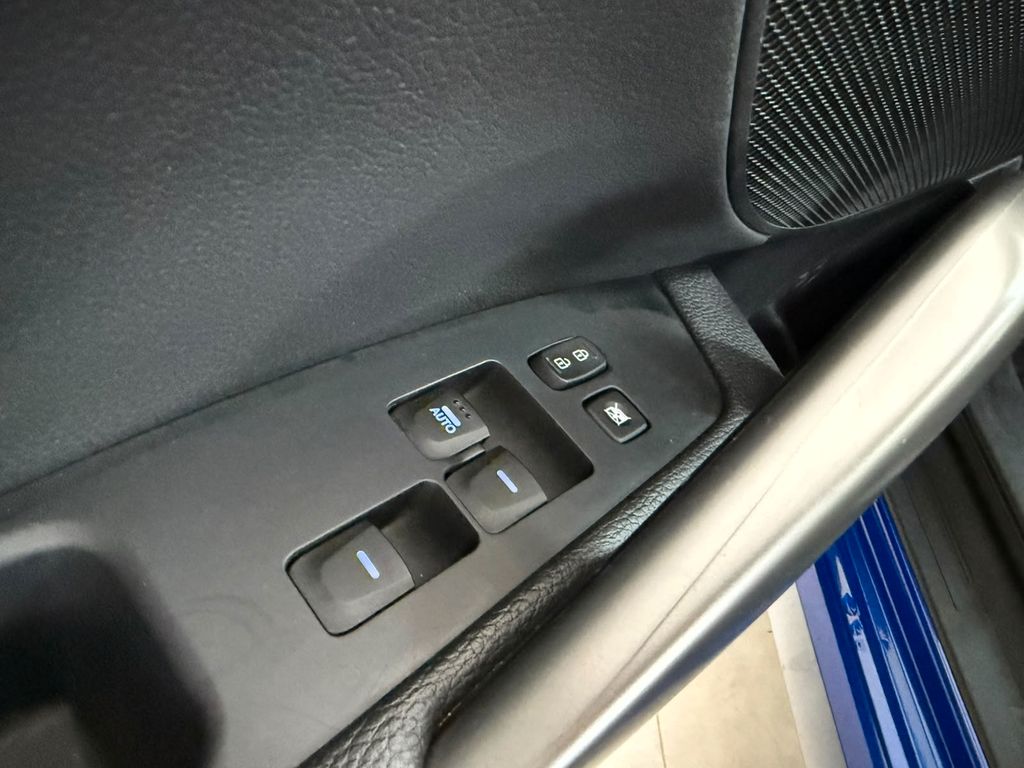 Hyundai Veloster - Bild 16