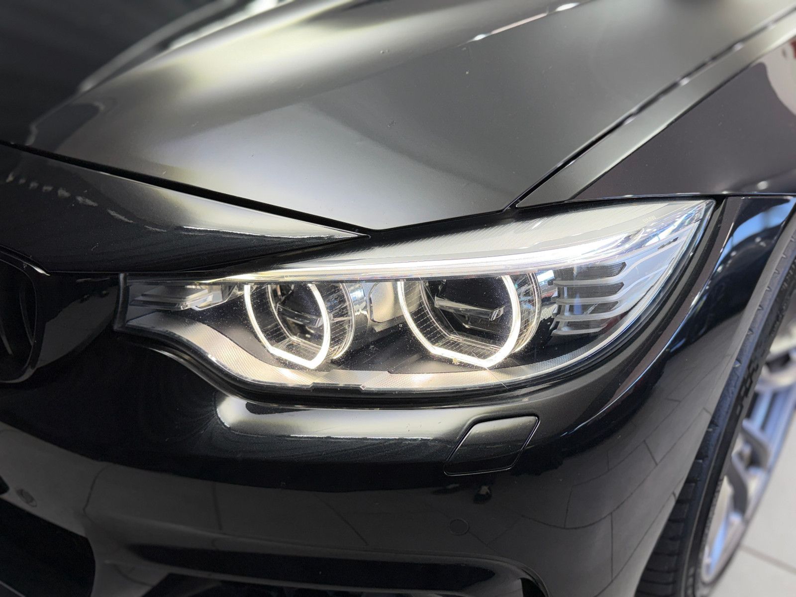 Fahrzeugabbildung BMW 435 i Coupe|SCHALTER|M-Performance|HIFI|LEDER