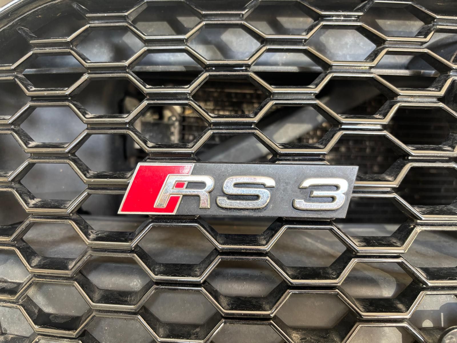 Fahrzeugabbildung Audi RS3 2.5TFSI quattro noOPF*B&O*Carbon*280kmh*LED
