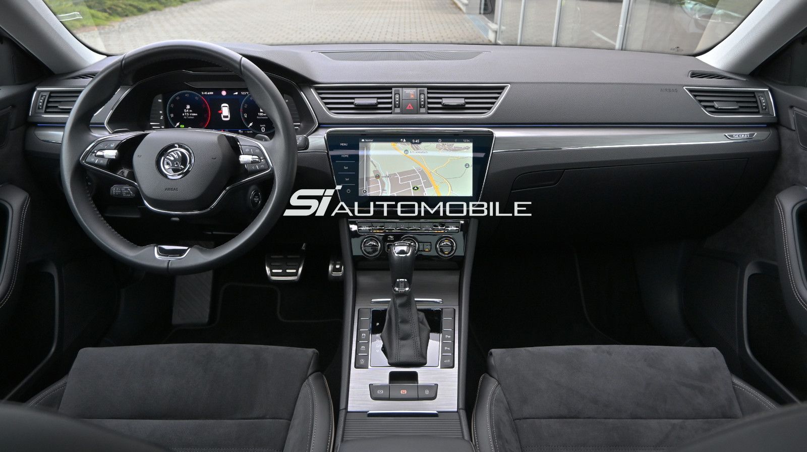Fahrzeugabbildung SKODA Superb 2.0 TDI DSG 4x4 SCOUT Combi °ACC°AHK°STHZ