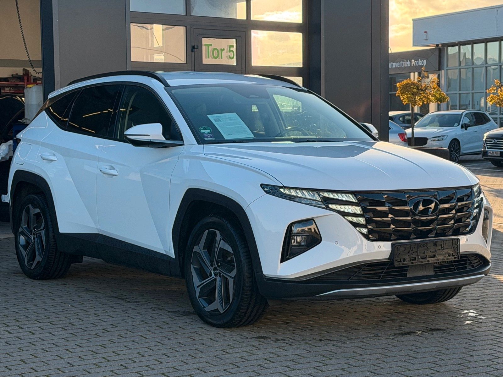 Fahrzeugabbildung Hyundai TUCSON 1.6 T-GDI PHEV 4WD*Navi*ACC*RFK*MIETKAUF