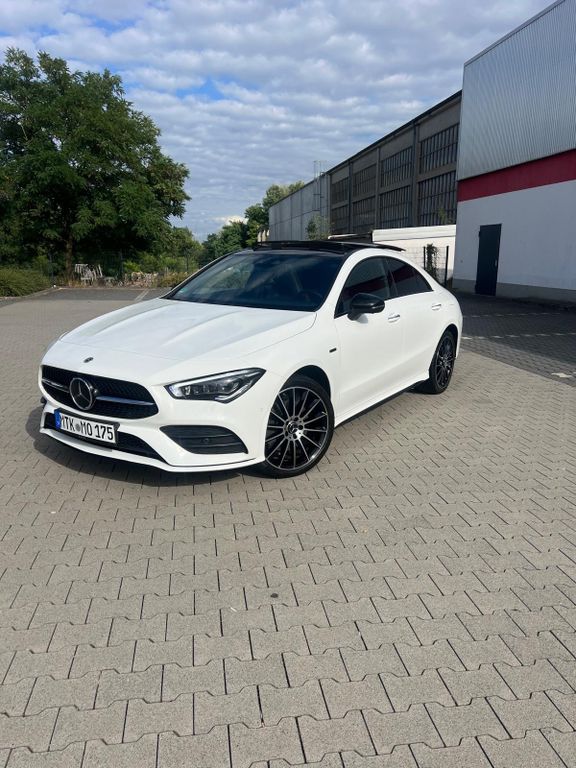 Image of Mercedes-Benz CLA 250