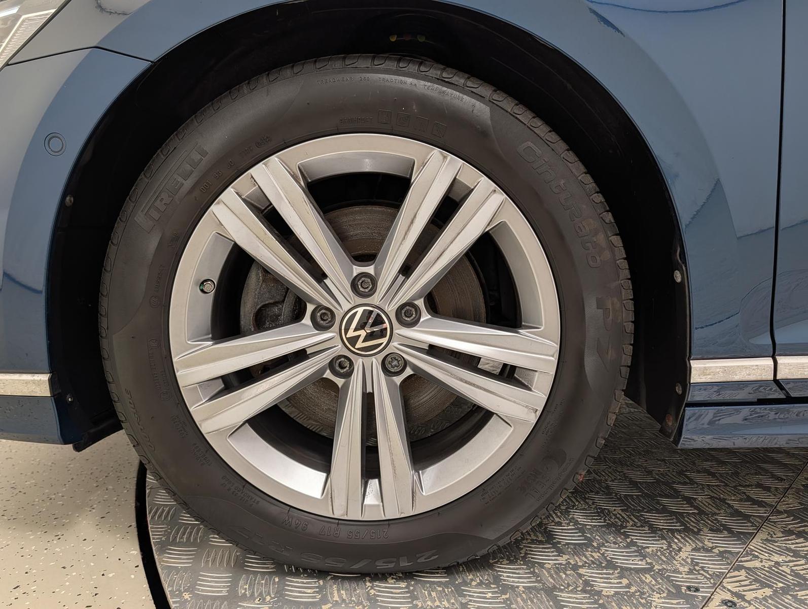 Volkswagen Passat 2.0 TDI DSG R-LINE AHZV IQ.Drive, миниатюра 9